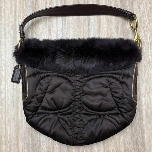 Coach Handbags - Y2K vintage Coach Ski Quilted Shoulder Bag with Fur Trim